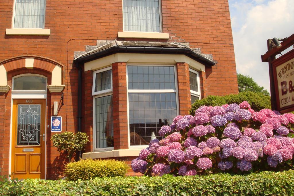 Wendover Guest House ボルトン エクステリア 写真