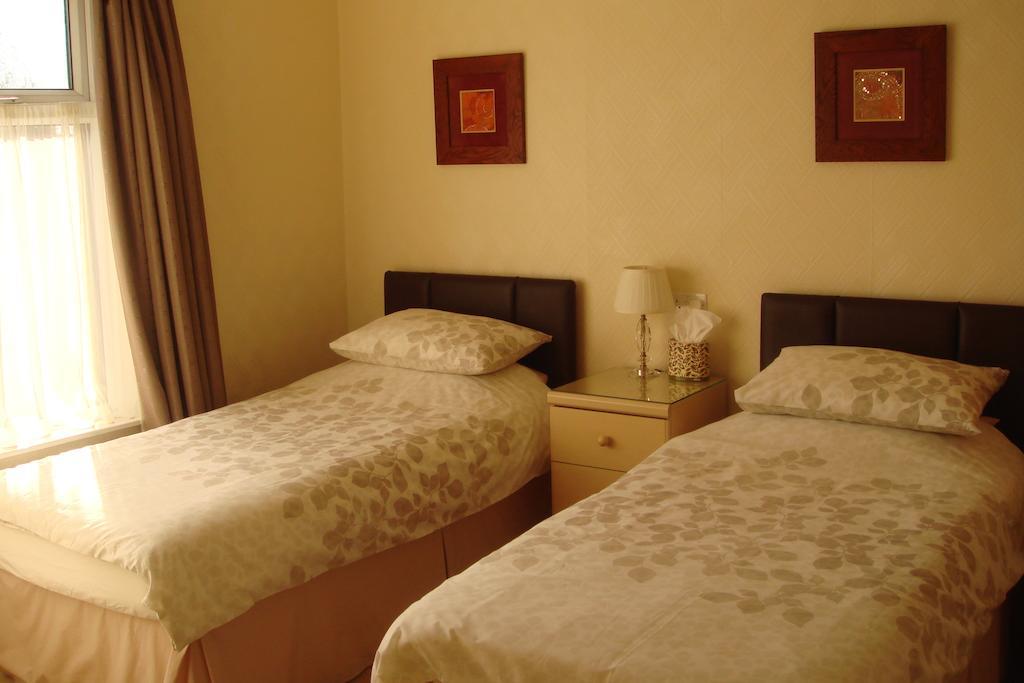 Wendover Guest House ボルトン 部屋 写真